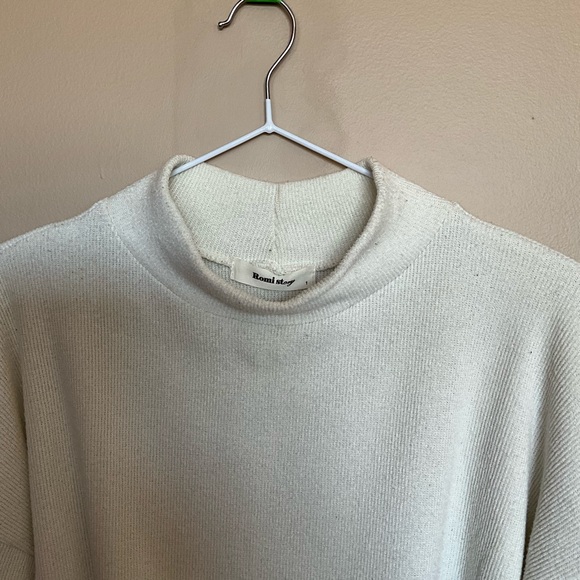 Romi story | Cream/White Mock Neck Sweater | Size XL - Picture 2 of 6